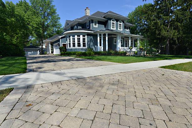 Best Professional Driveway Pavers  in El Valle De Arroyo Seco, NM